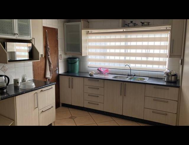 4 BEDROOM PROPERTY TO RENT IN ZAKARIYYA PARK